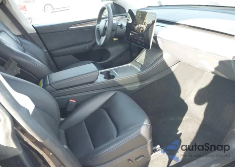 2024 Tesla Model Y Long Range Dual Motor All-Wheel Drive/Rwd из США, поврежденный, VIN 7SAYGDED3RF183932